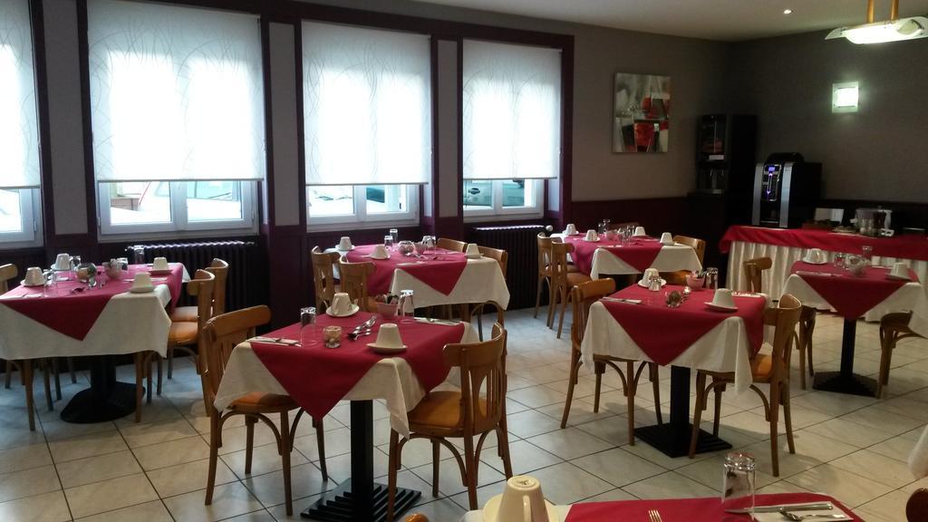Hotel De La Cloche 돌 외부 사진