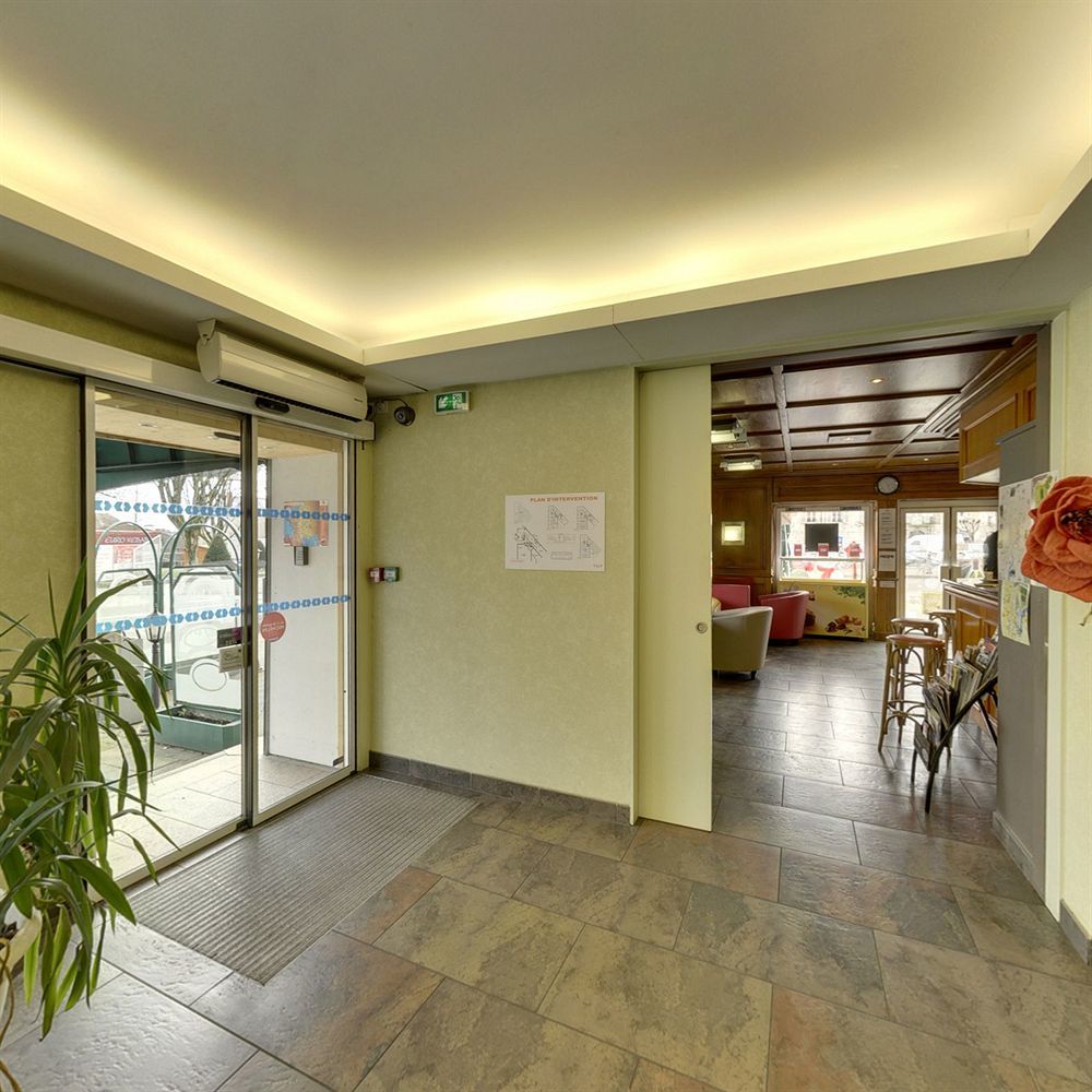 Hotel De La Cloche 돌 외부 사진