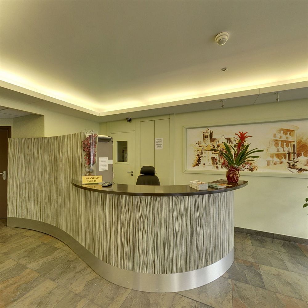 Hotel De La Cloche 돌 외부 사진